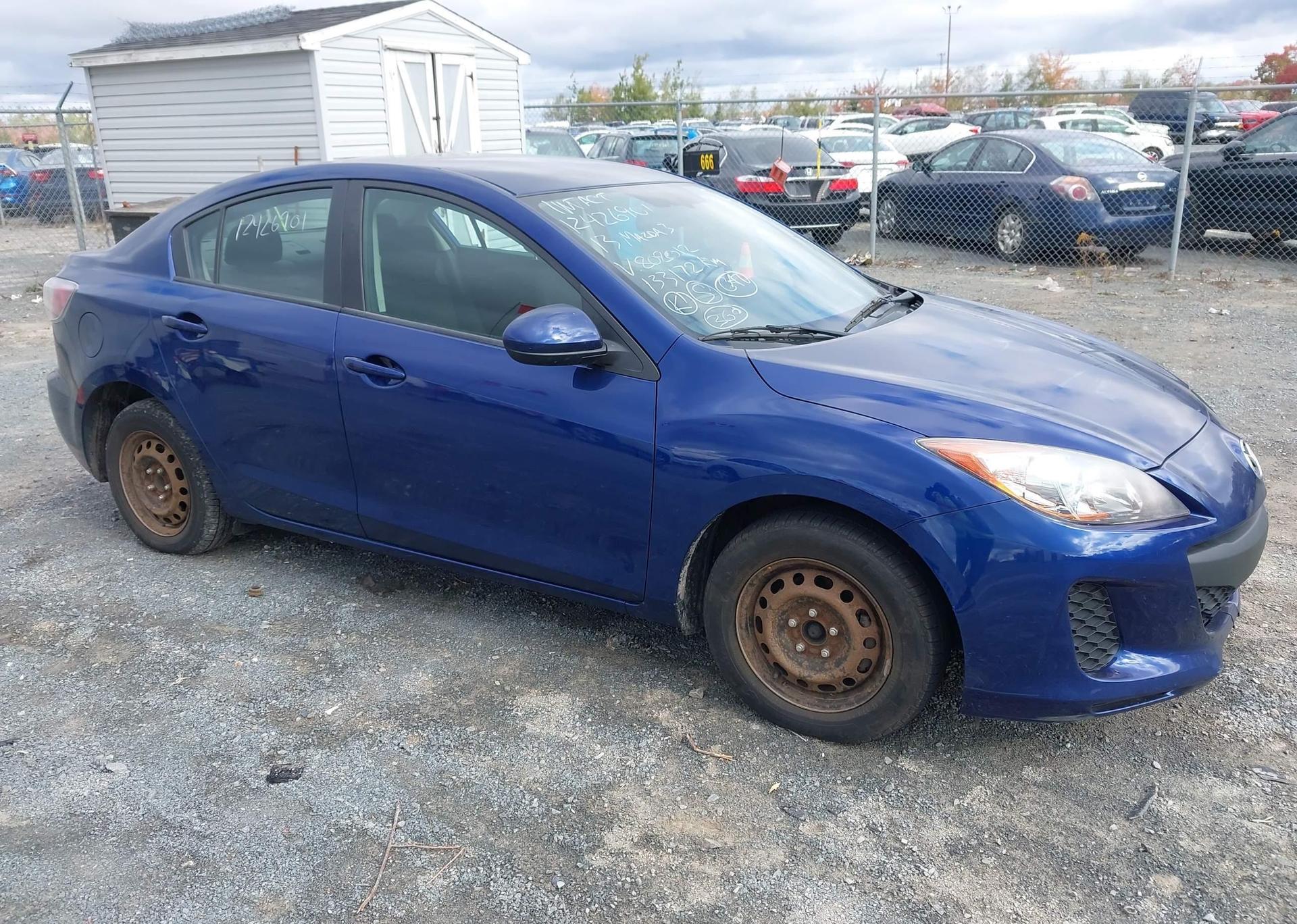 2013 MAZDA MAZDA3 GS-SKY
