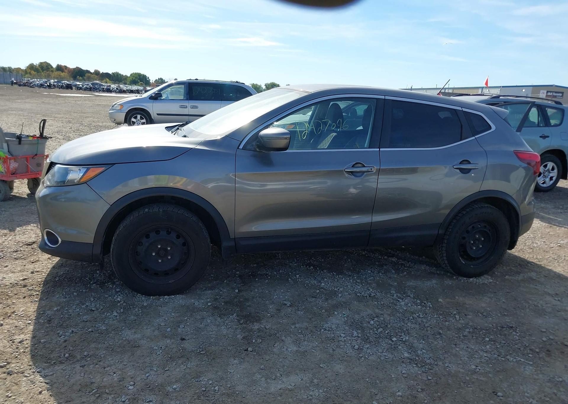 2019 NISSAN QASHQAI S