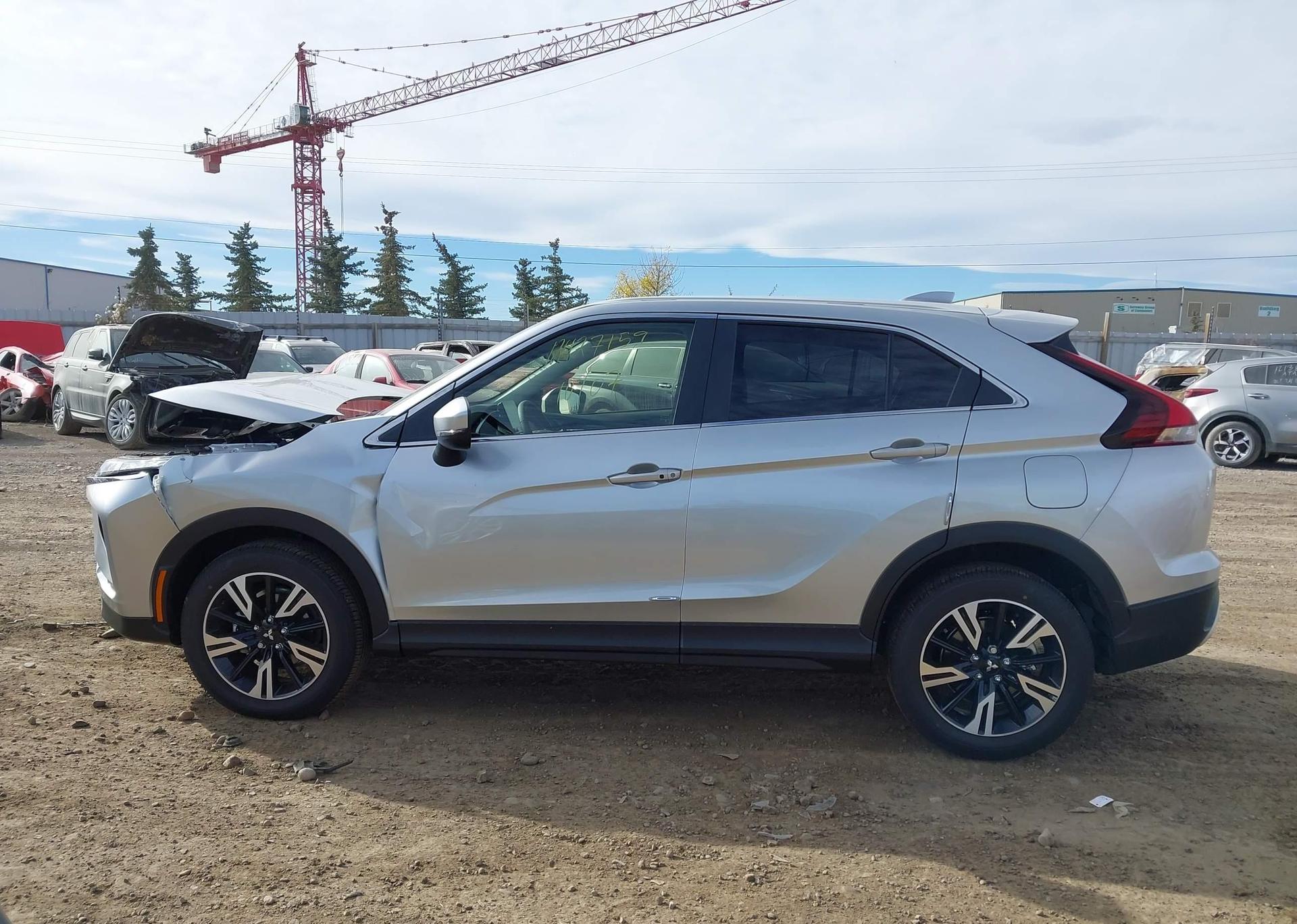 2025 MITSUBISHI ECLIPSE CROSS LE