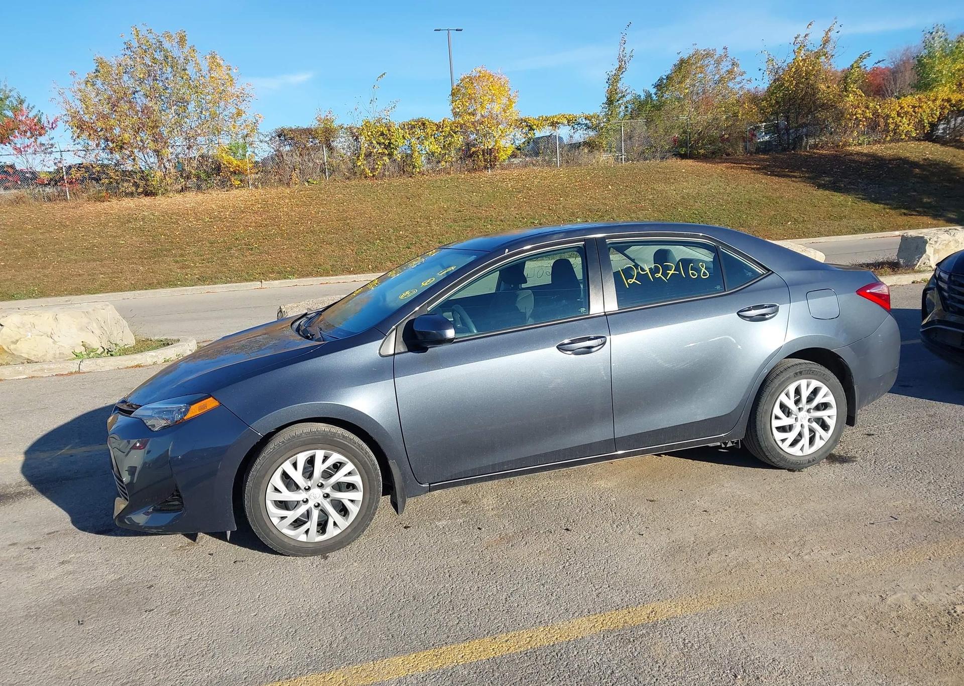 2017 TOYOTA COROLLA LE