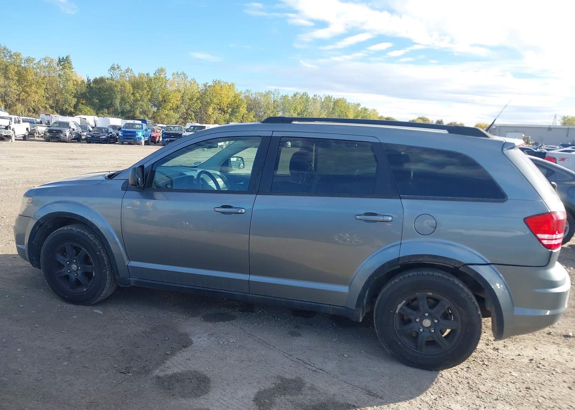 2010 DODGE JOURNEY SE