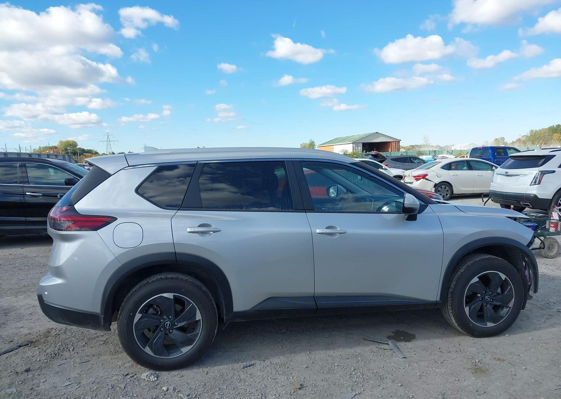 2025 NISSAN ROGUE SV