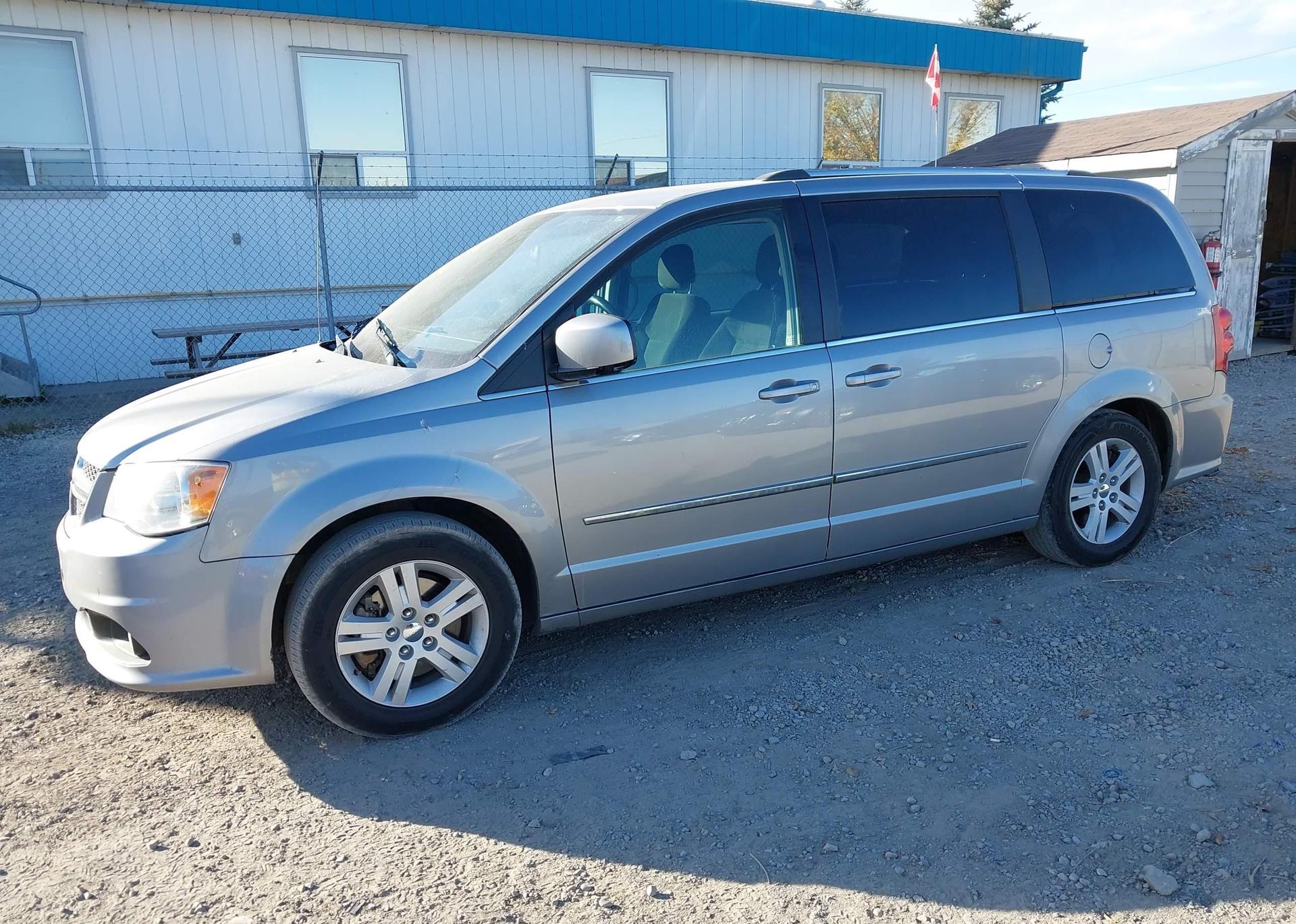 2017 DODGE GRAND CARAVAN CREW
