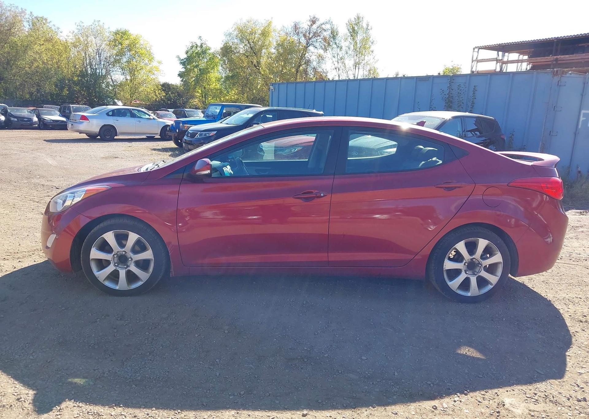 2013 HYUNDAI ELANTRA GLS