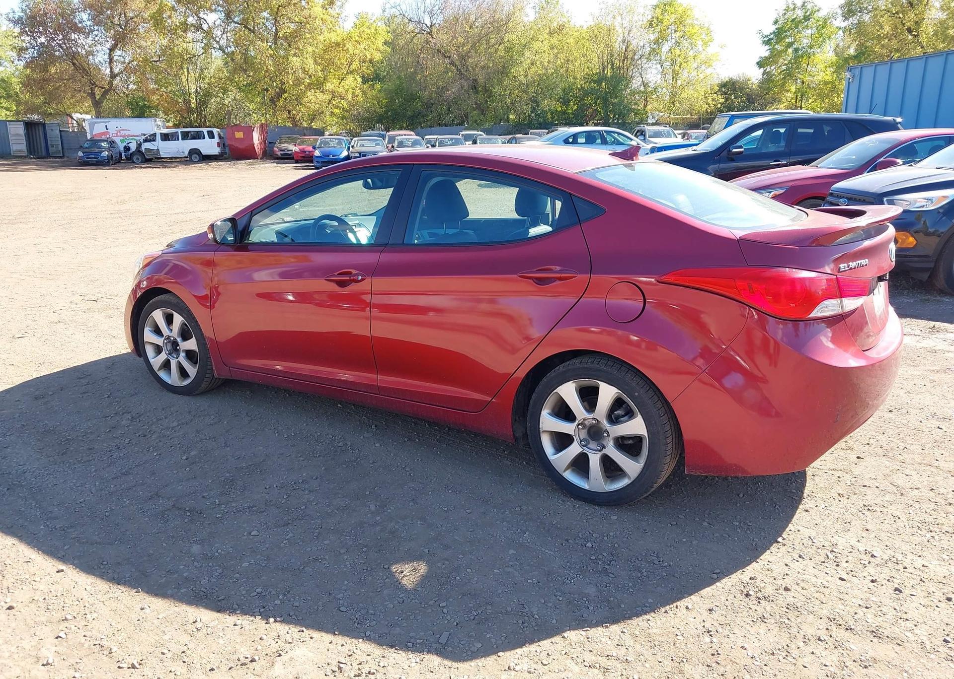 2013 HYUNDAI ELANTRA GLS