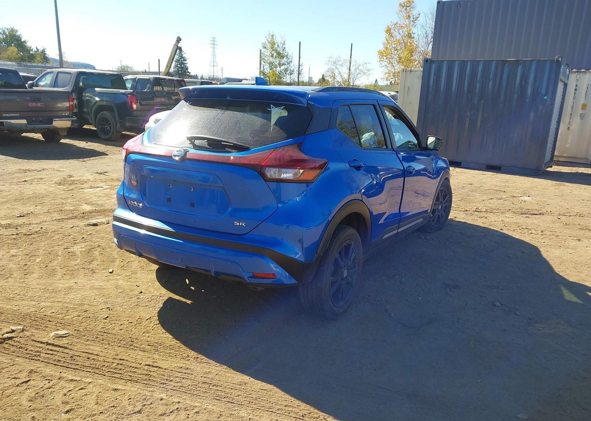 2021 NISSAN KICKS SR