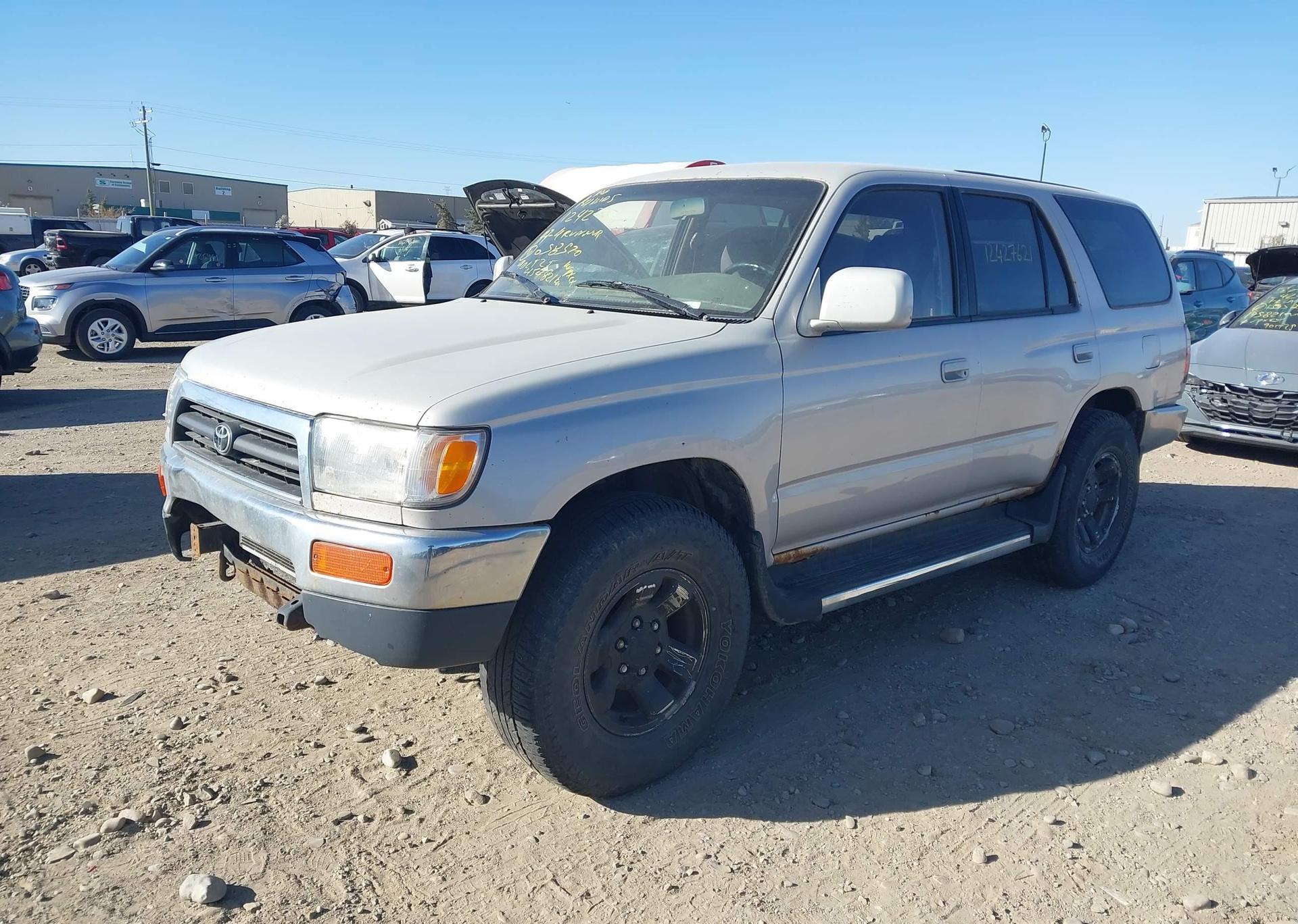 1997 TOYOTA 4RUNNER SR5