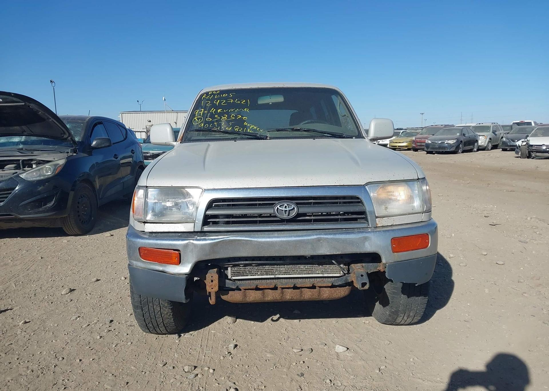 1997 TOYOTA 4RUNNER SR5