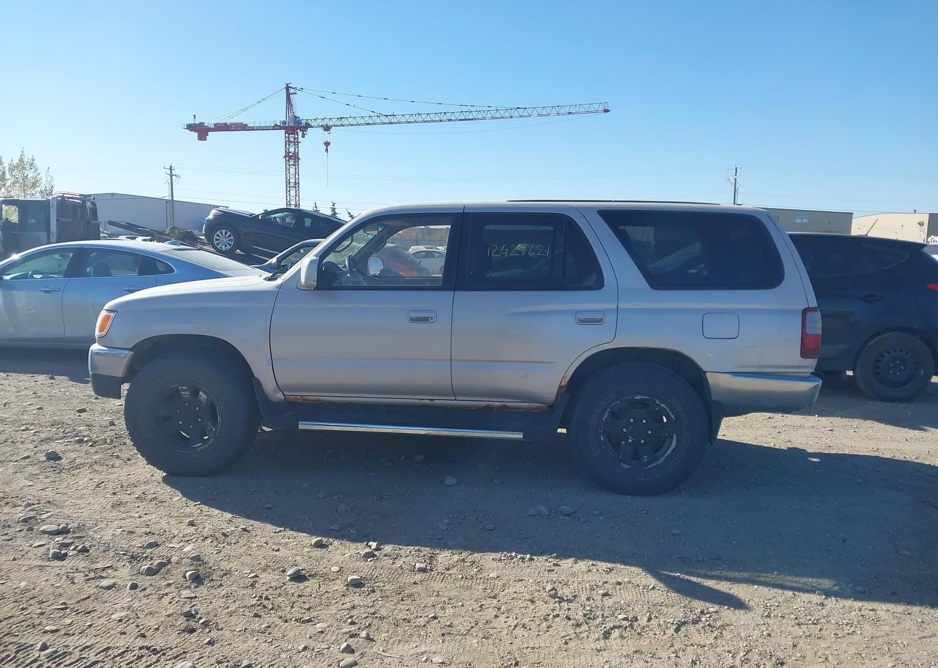 1997 TOYOTA 4RUNNER SR5