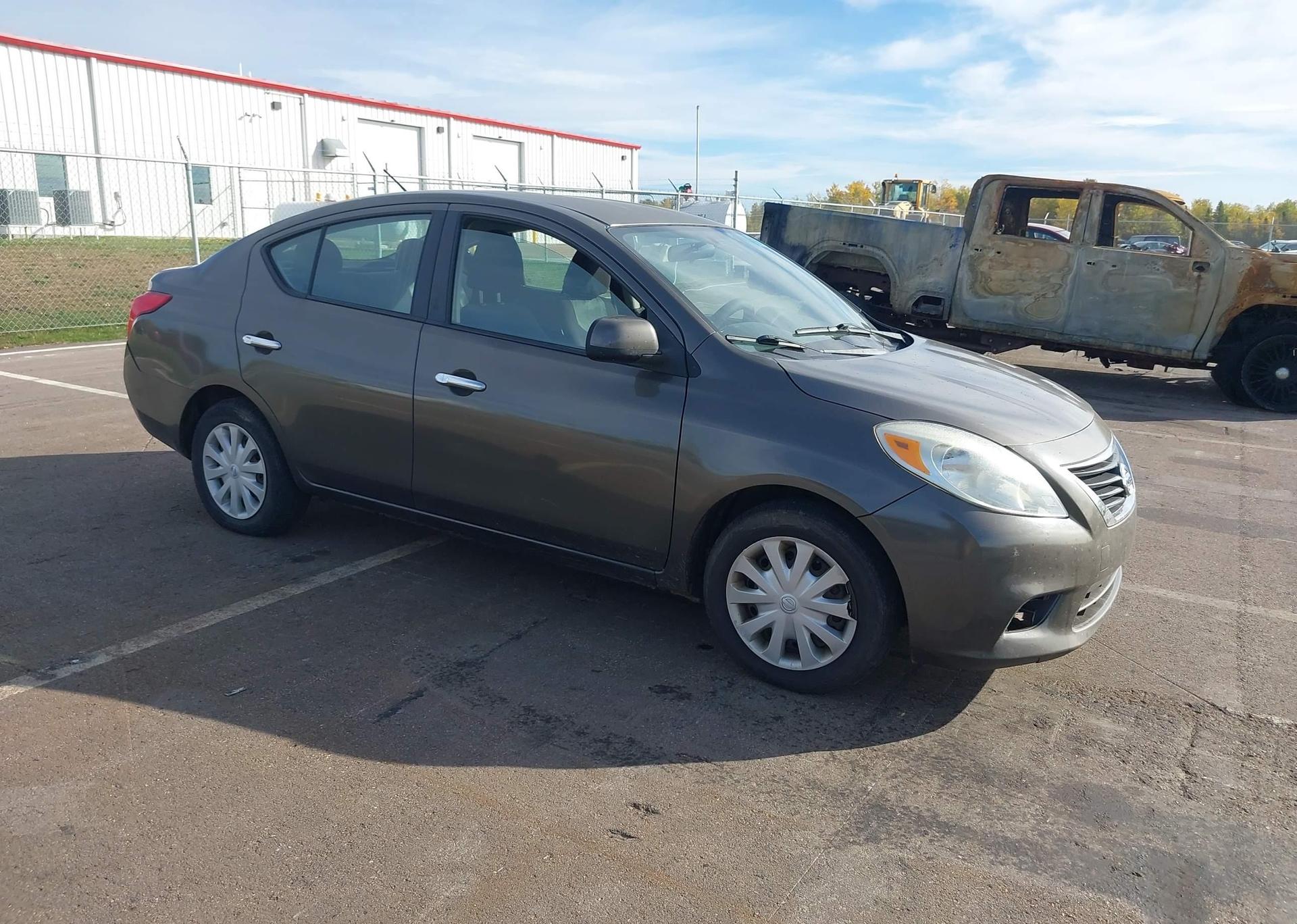 2012 NISSAN VERSA 1.6 SV