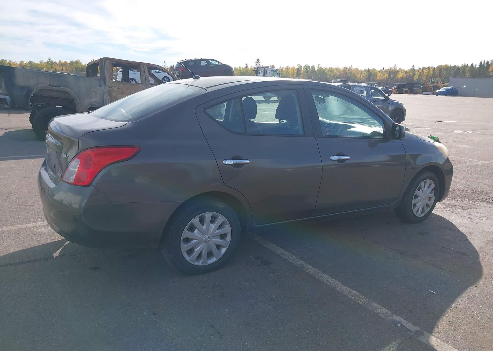 2012 NISSAN VERSA 1.6 SV