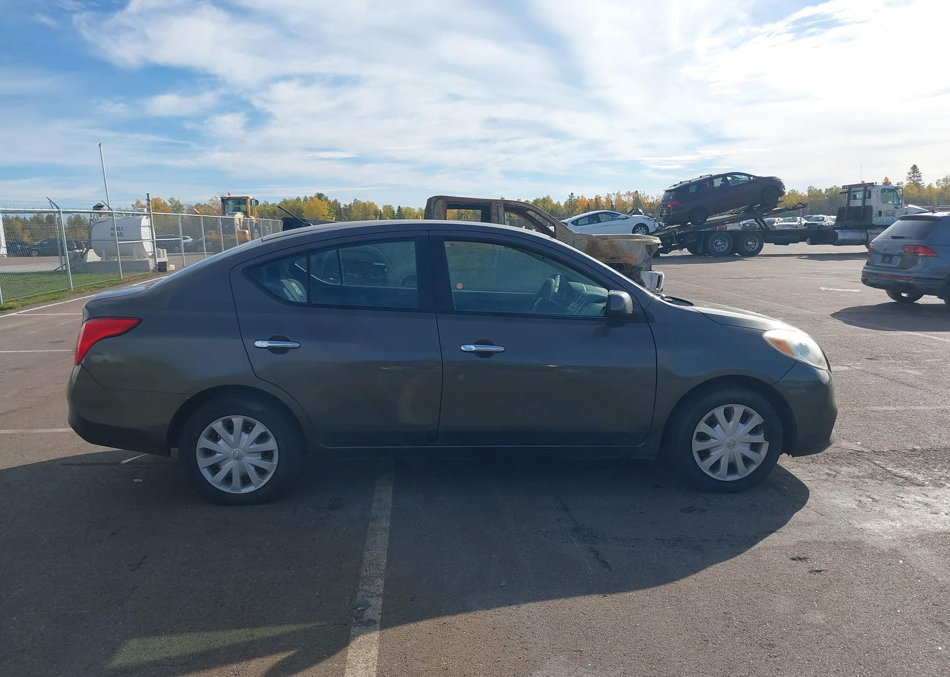 2012 NISSAN VERSA 1.6 SV