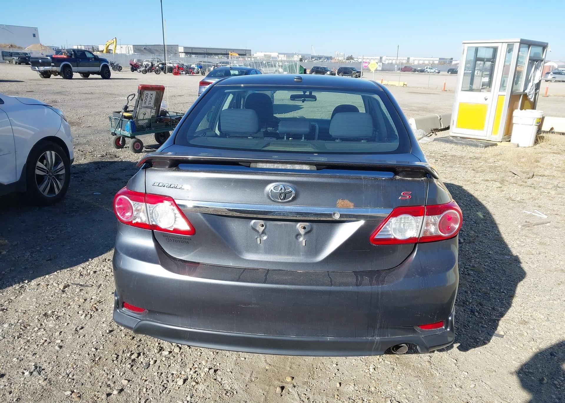 2011 TOYOTA COROLLA S
