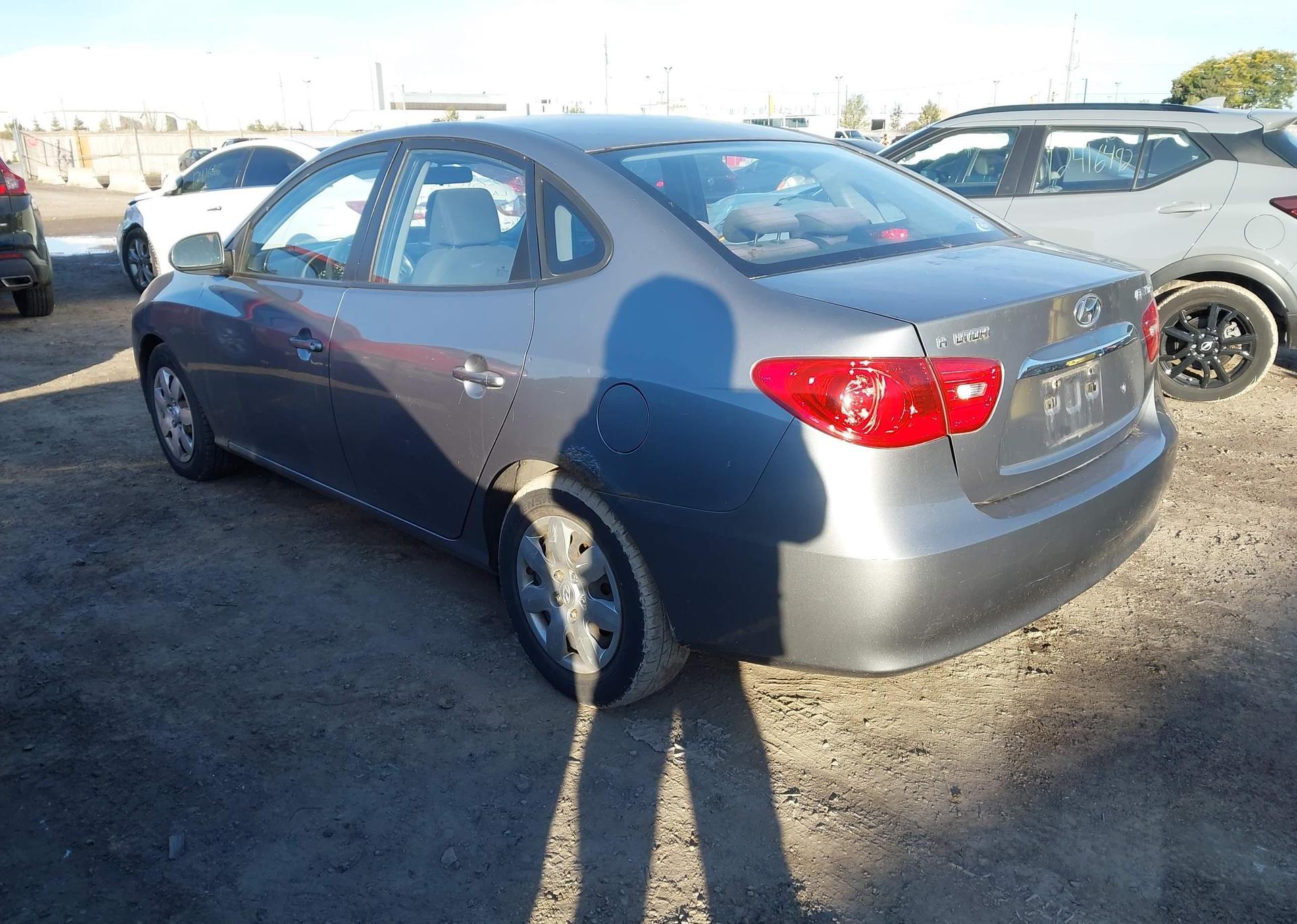 2010 HYUNDAI ELANTRA BLUE