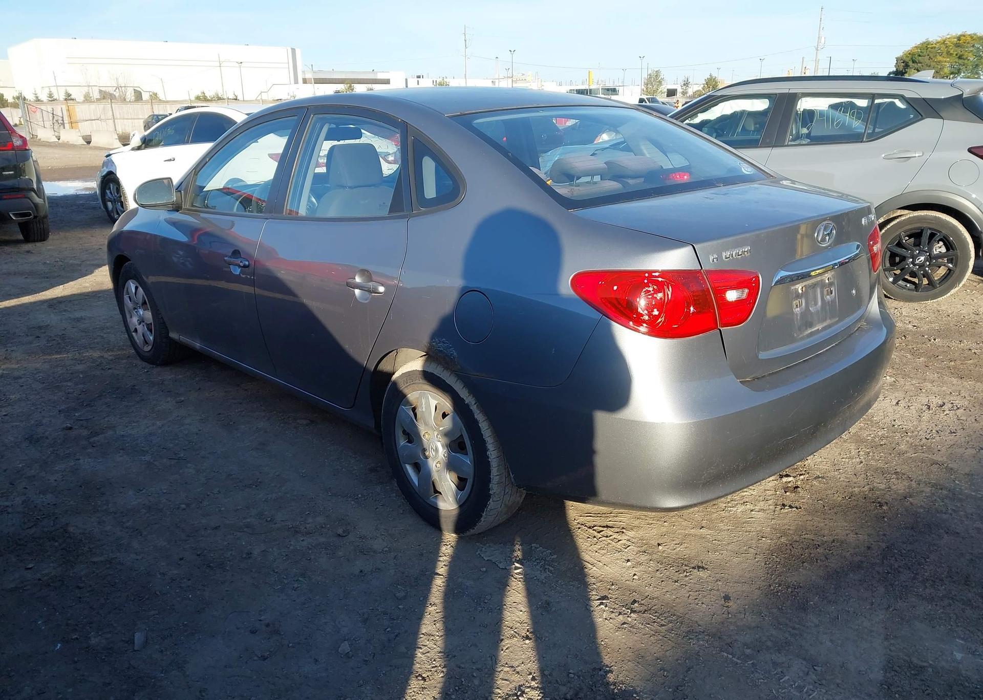 2010 HYUNDAI ELANTRA BLUE
