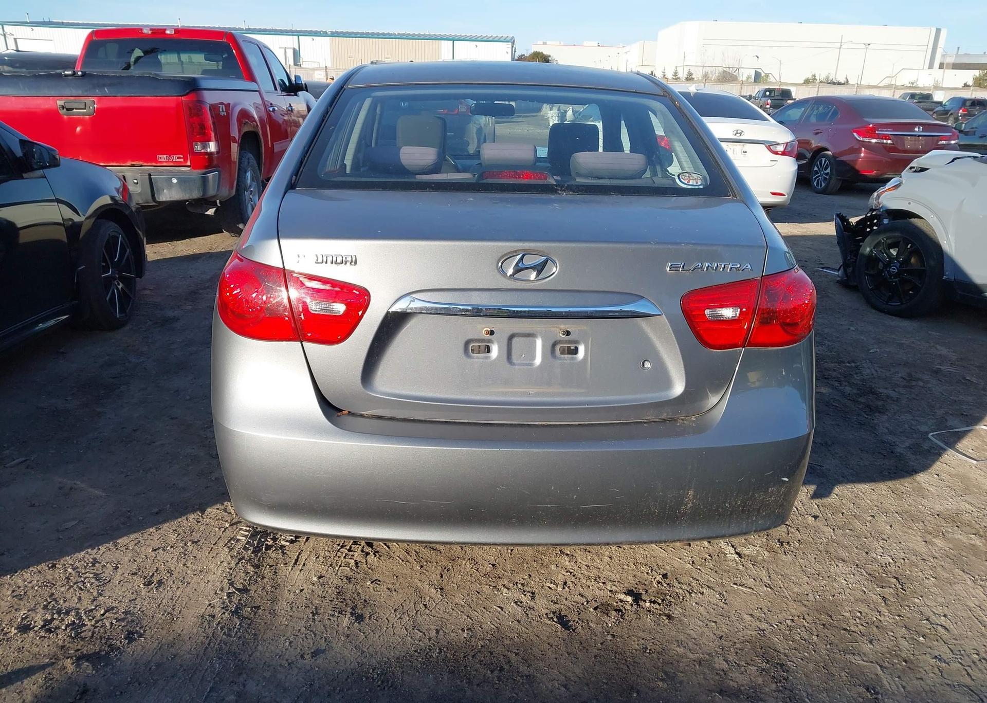 2010 HYUNDAI ELANTRA BLUE