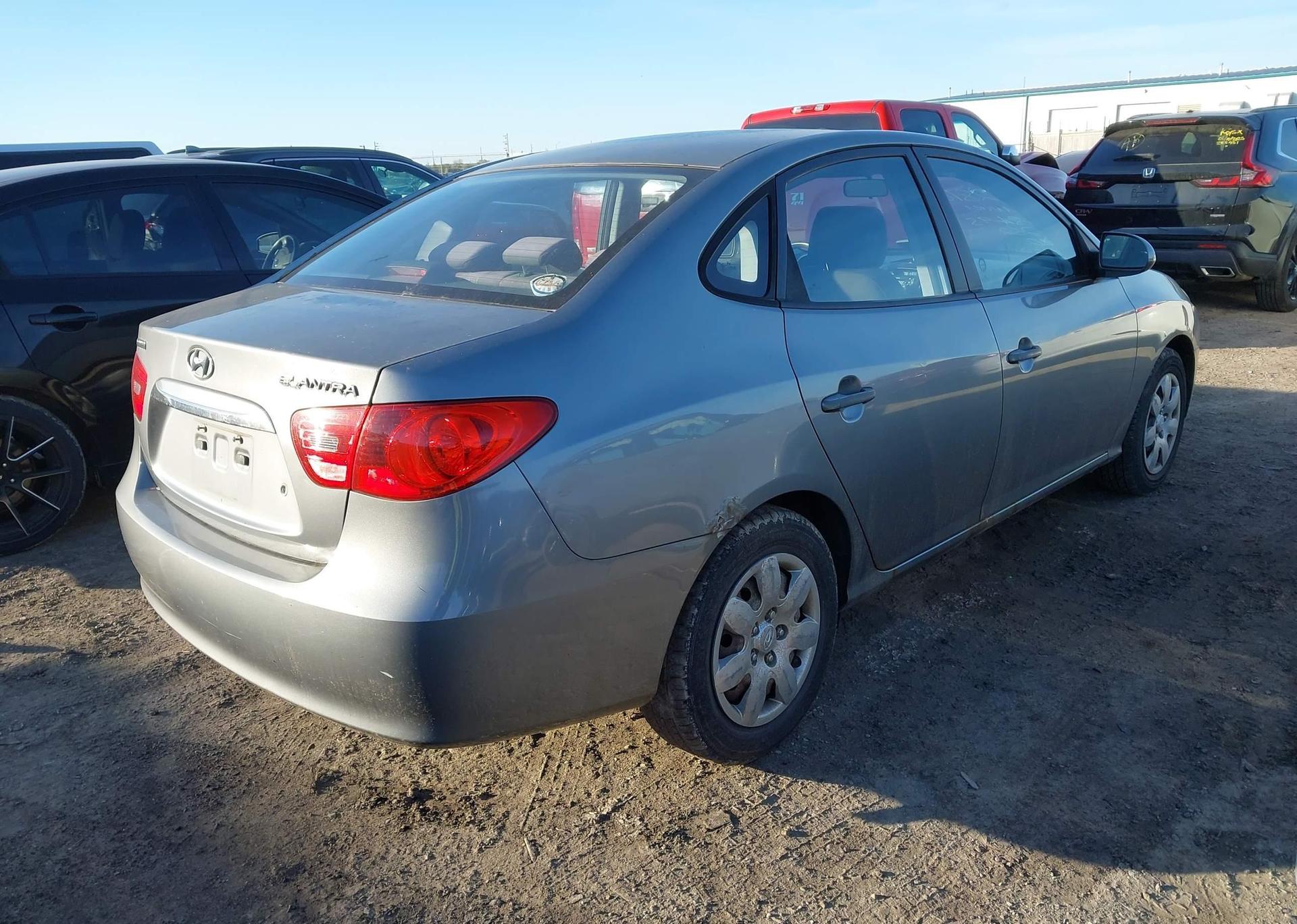 2010 HYUNDAI ELANTRA BLUE