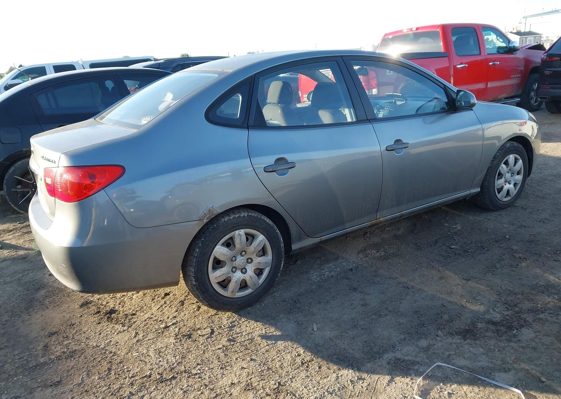 2010 HYUNDAI ELANTRA BLUE