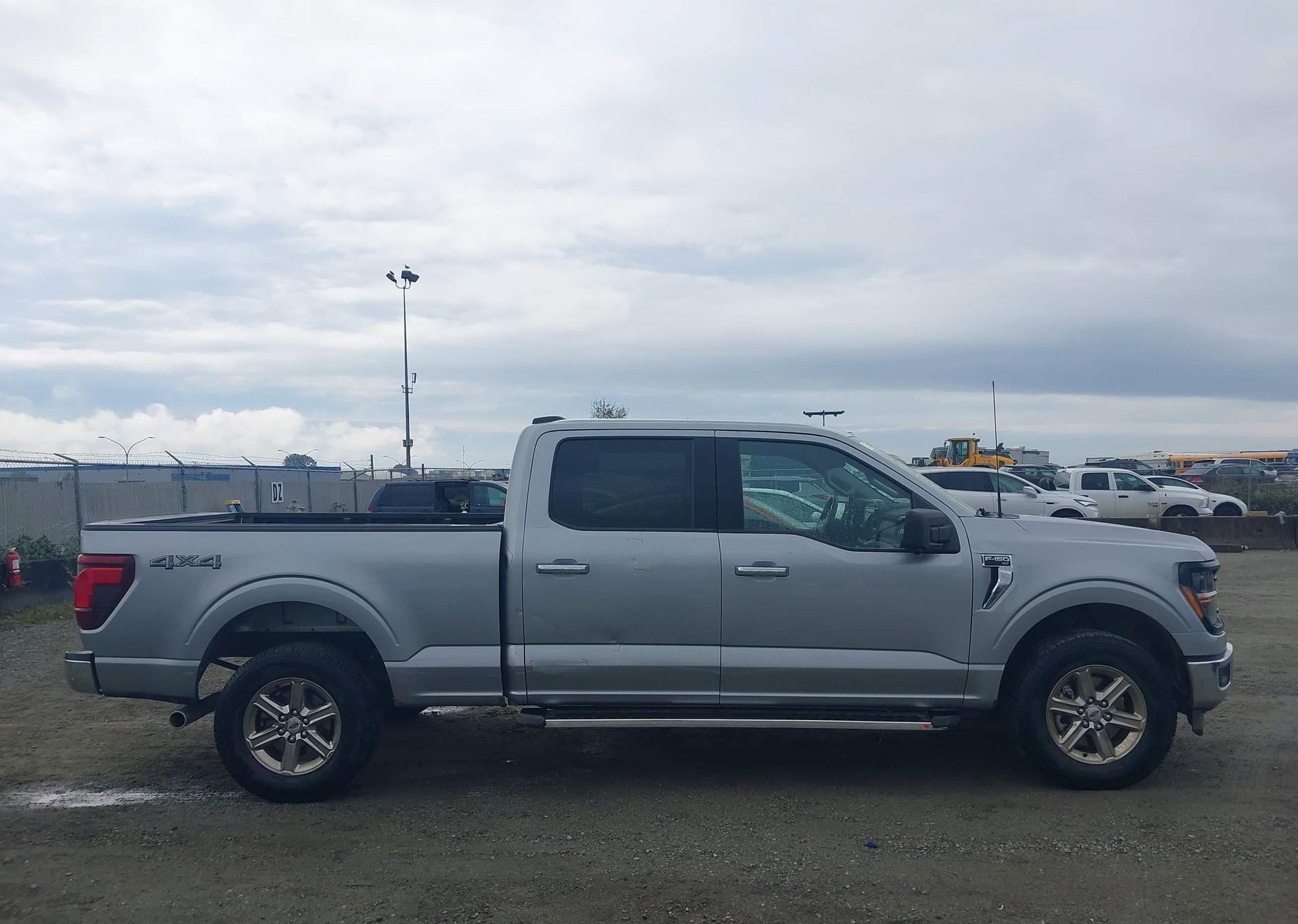 2024 FORD F150 XLT