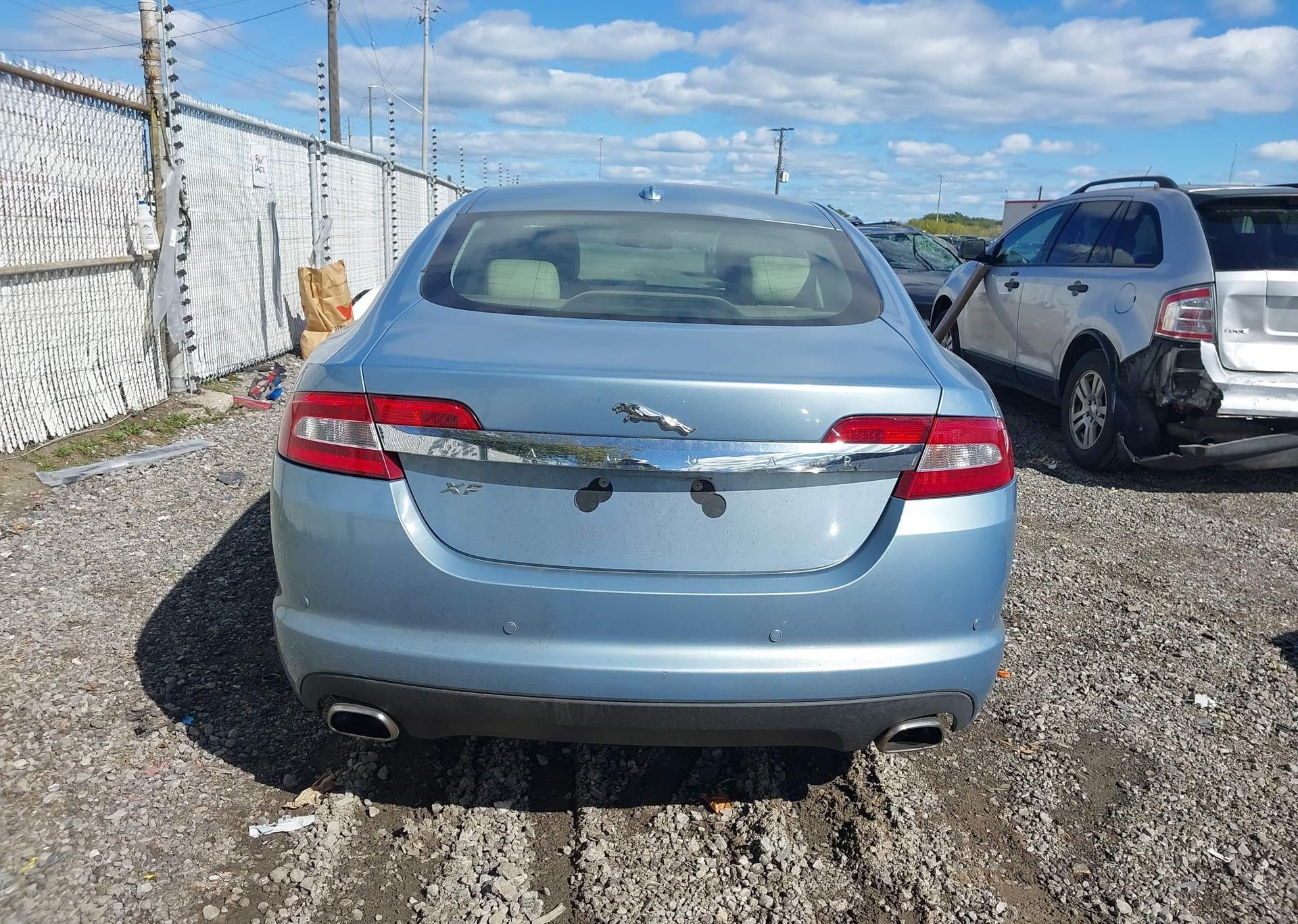 2009 JAGUAR XF LUXURY