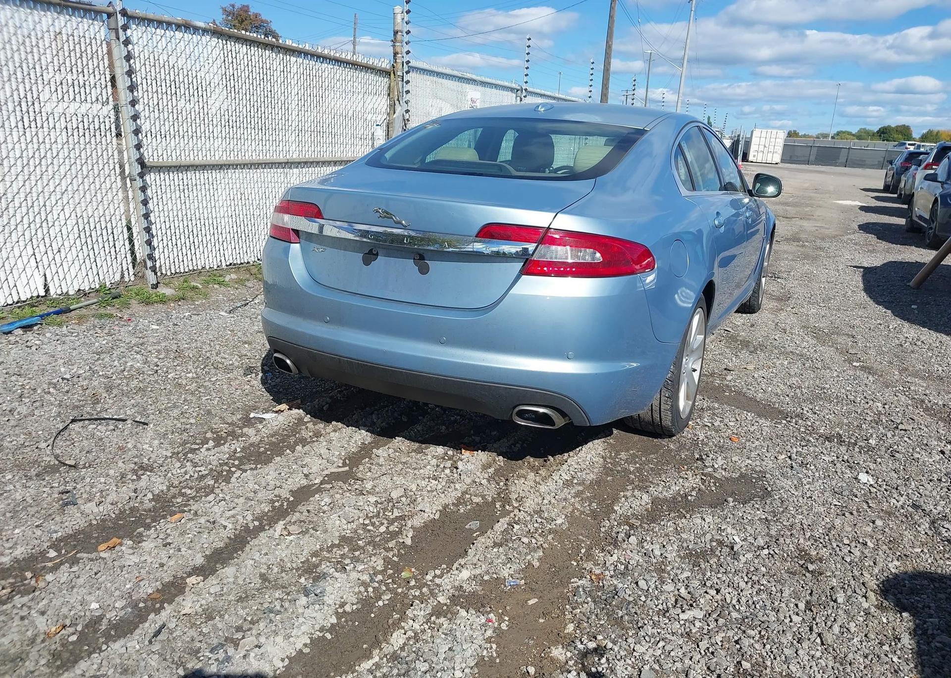 2009 JAGUAR XF LUXURY