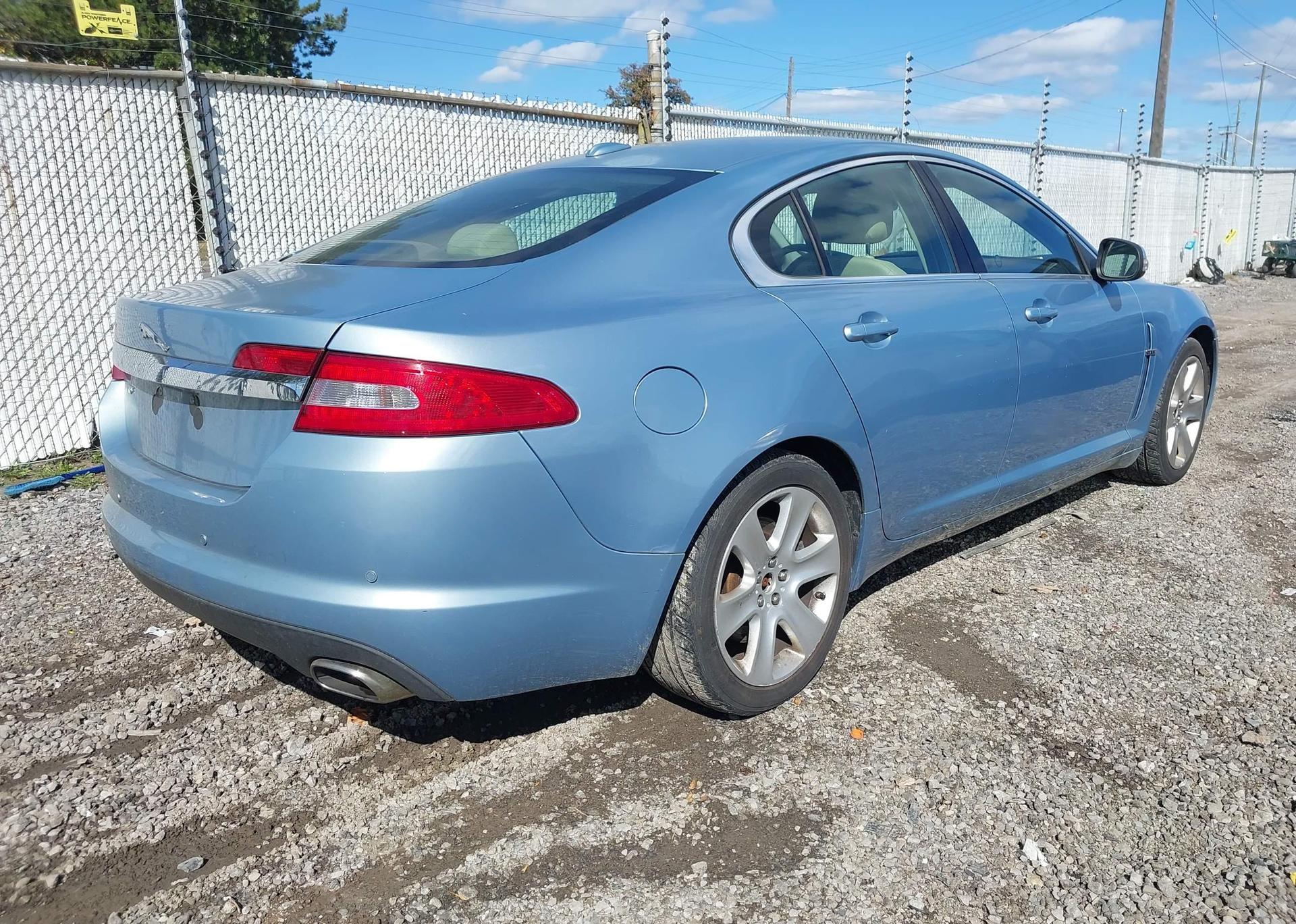 2009 JAGUAR XF LUXURY
