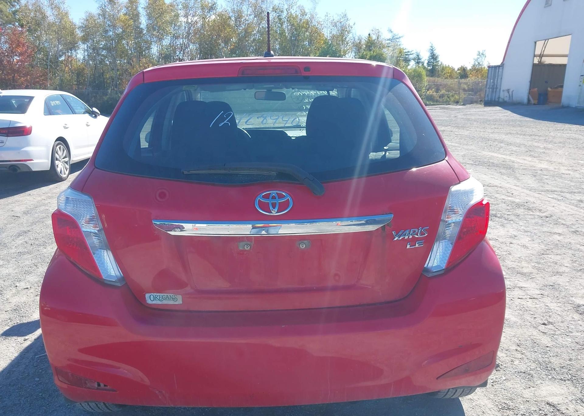 2014 TOYOTA YARIS LE