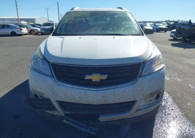 2017 CHEVROLET TRAVERSE LS