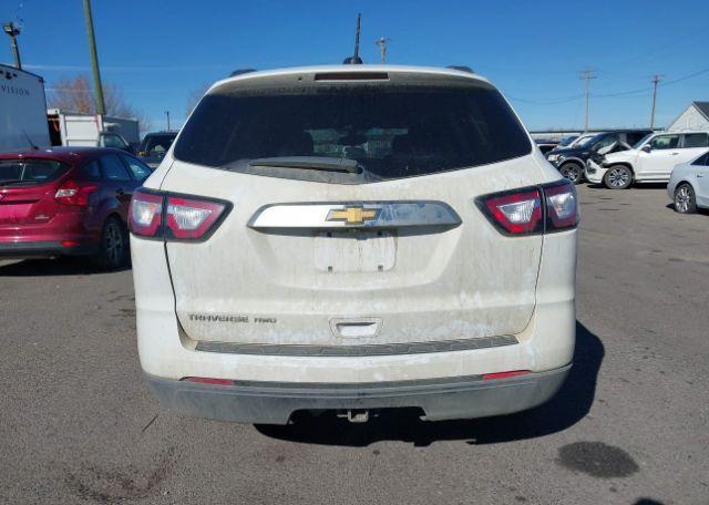 2017 CHEVROLET TRAVERSE LS