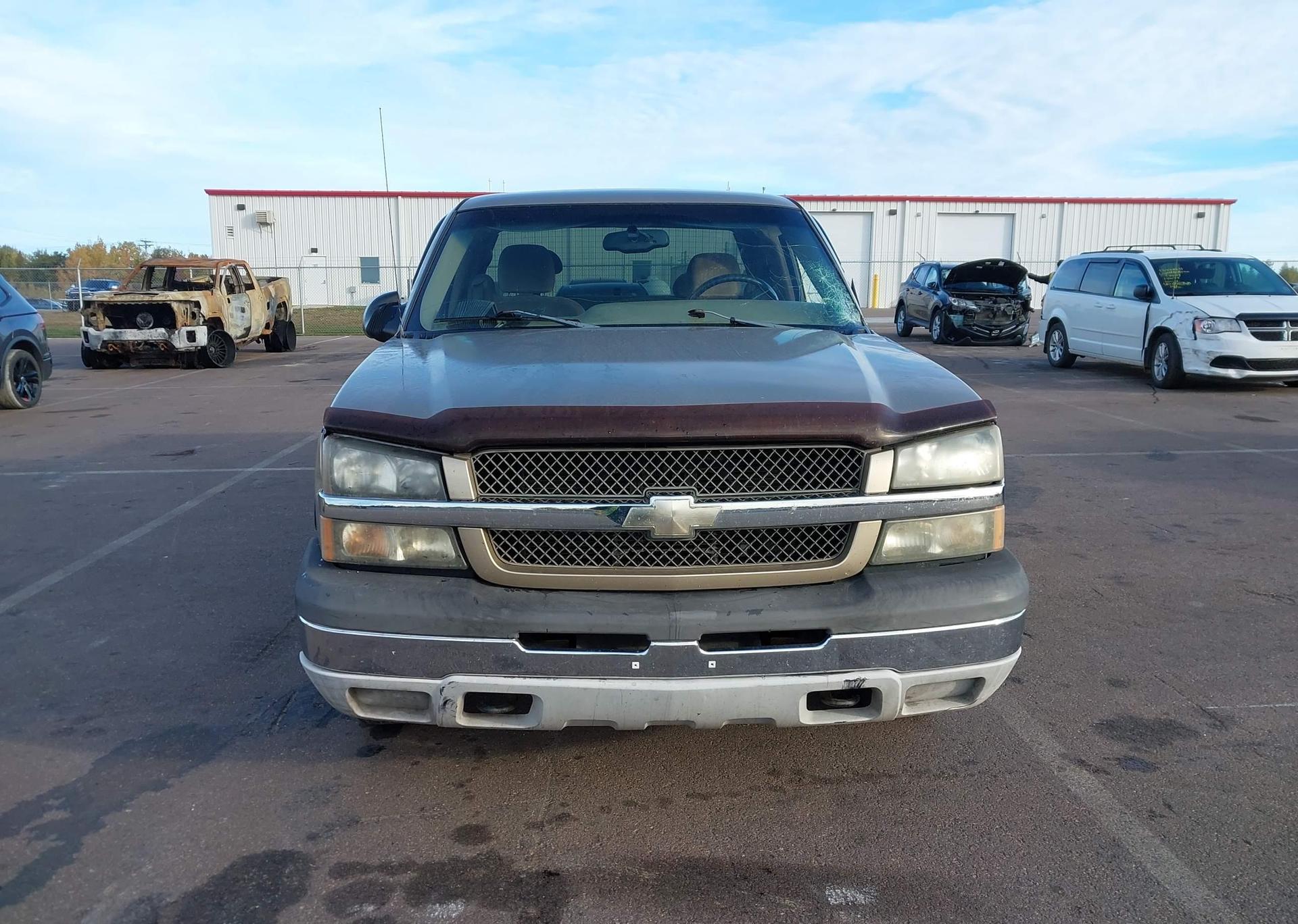 2004 CHEVROLET SILVERADO 1500 LS