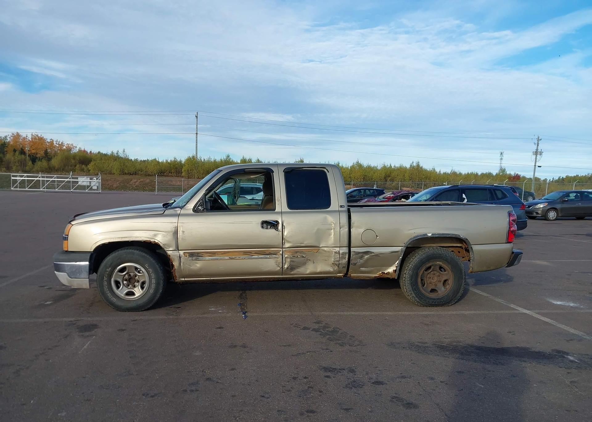 2004 CHEVROLET SILVERADO 1500 LS
