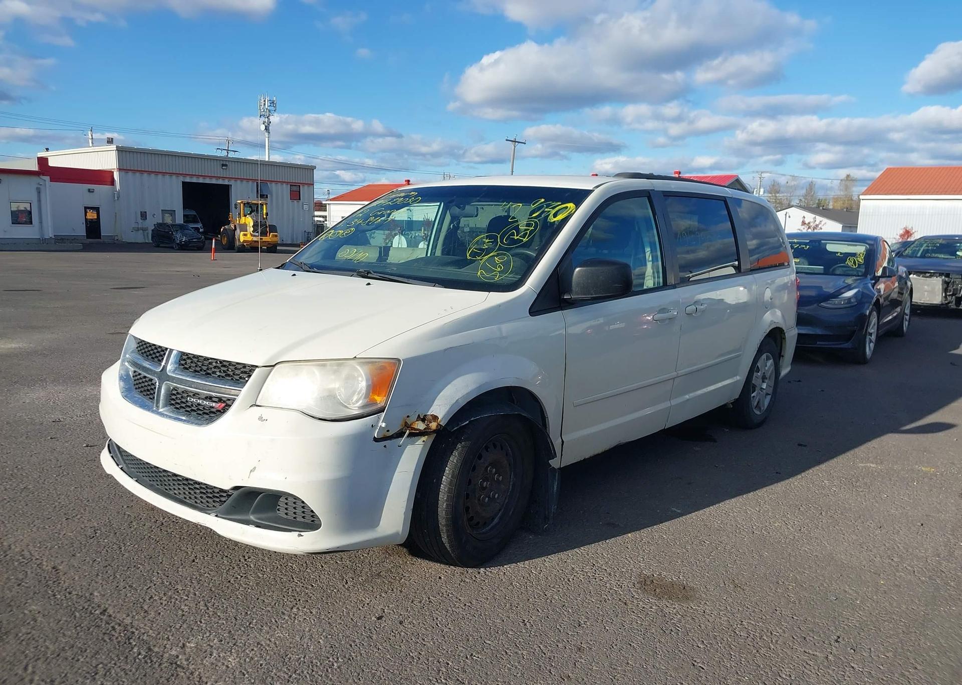 2012 DODGE GRAND CARAVAN SE