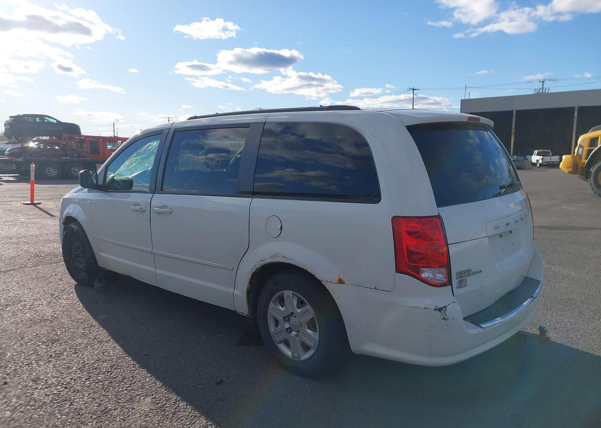 2012 DODGE GRAND CARAVAN SE