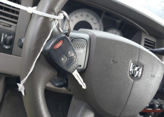 2004 DODGE DURANGO SLT