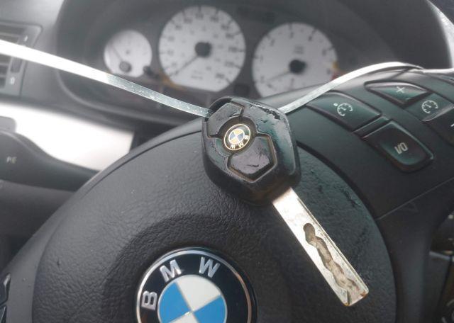 2005 BMW 325I