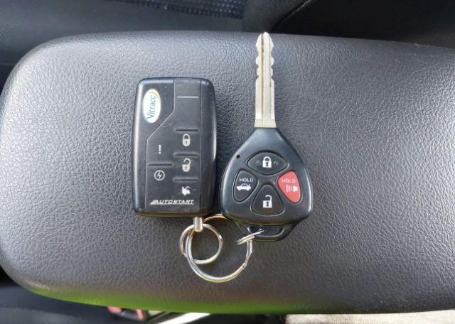 2009 TOYOTA COROLLA S