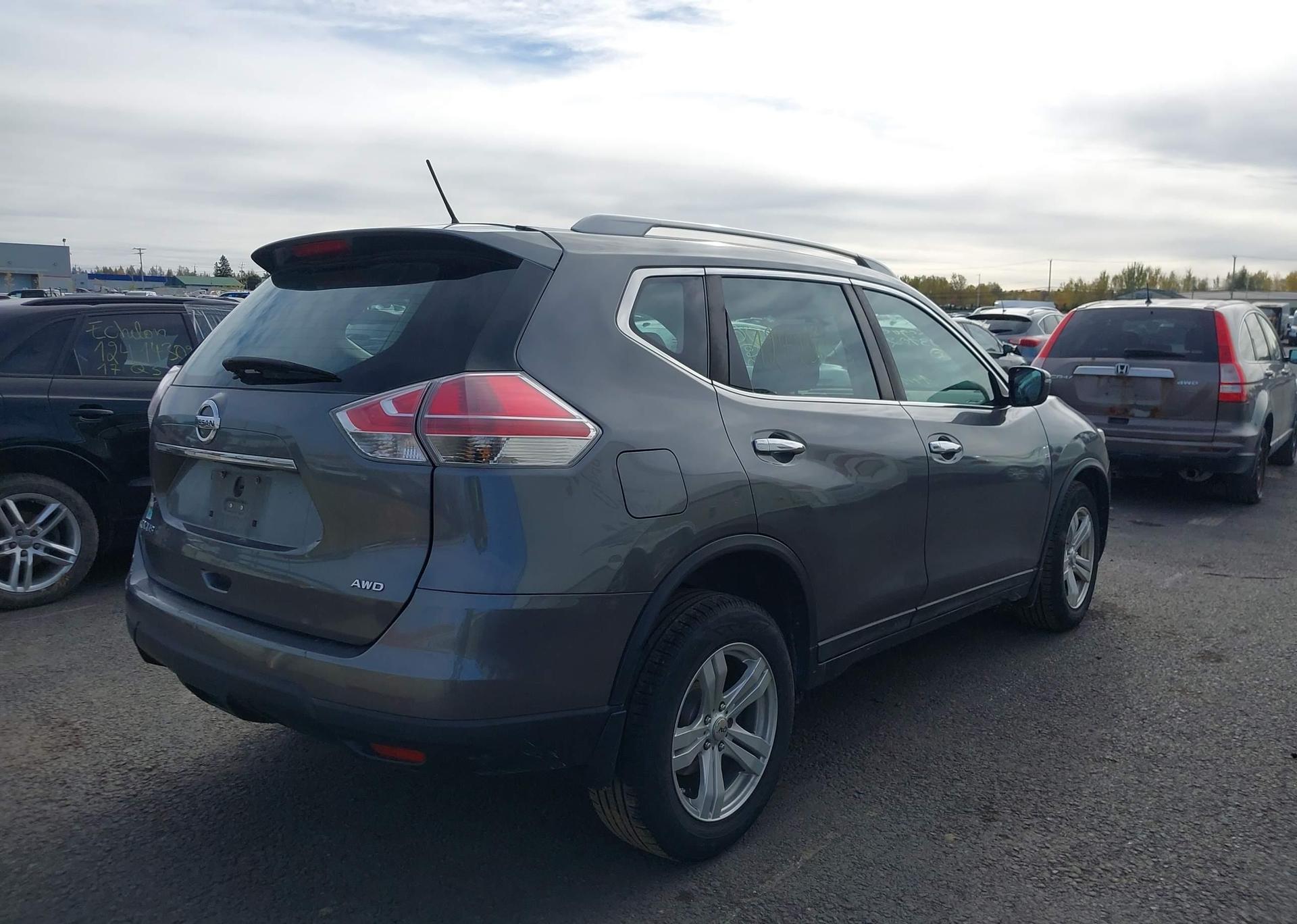 2016 NISSAN ROGUE S