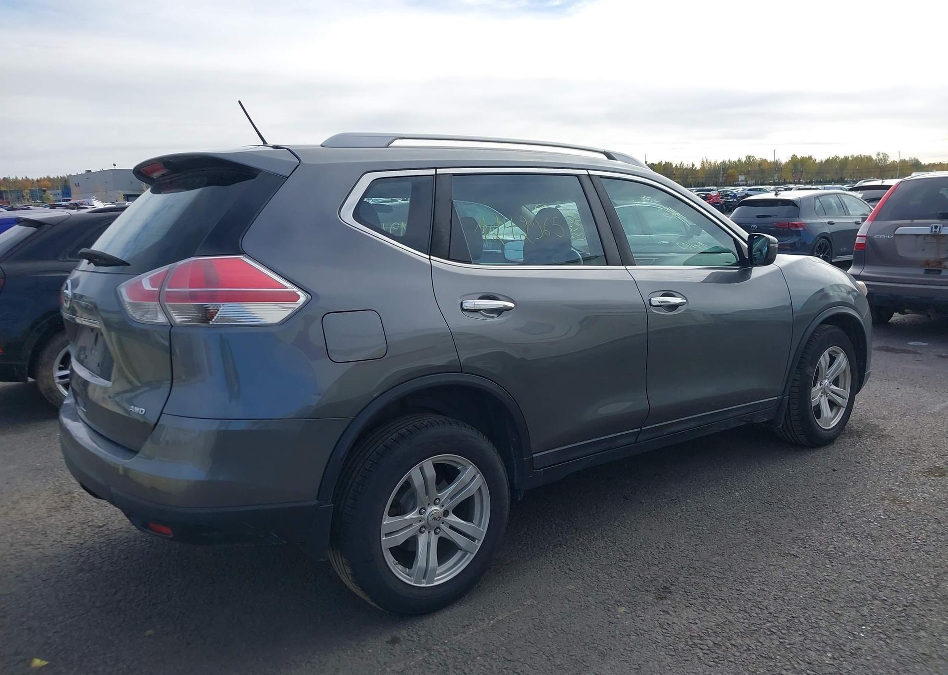 2016 NISSAN ROGUE S