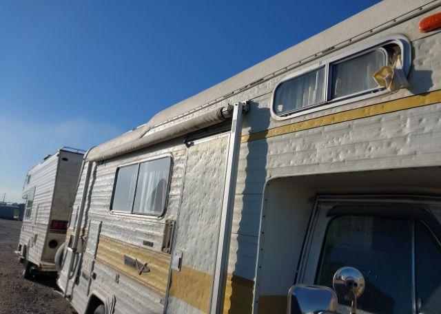 1977 VANGUARD NATIONAL 225C MOTORHOME