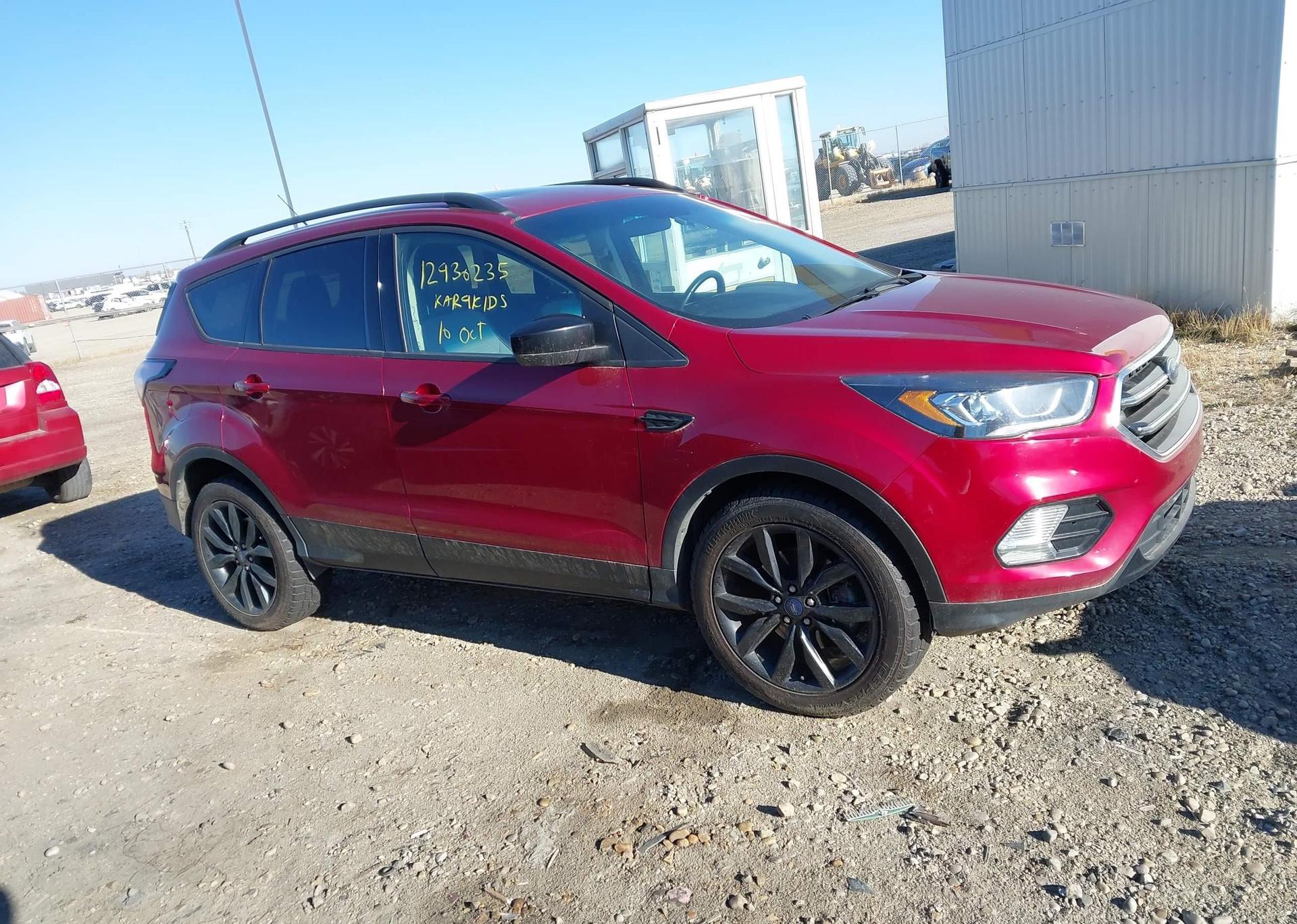 2017 FORD ESCAPE SE