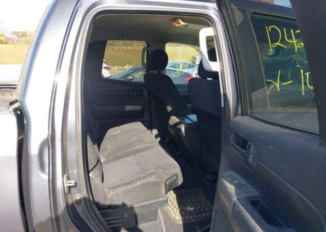 2010 TOYOTA TUNDRA SR5 5.7L V8