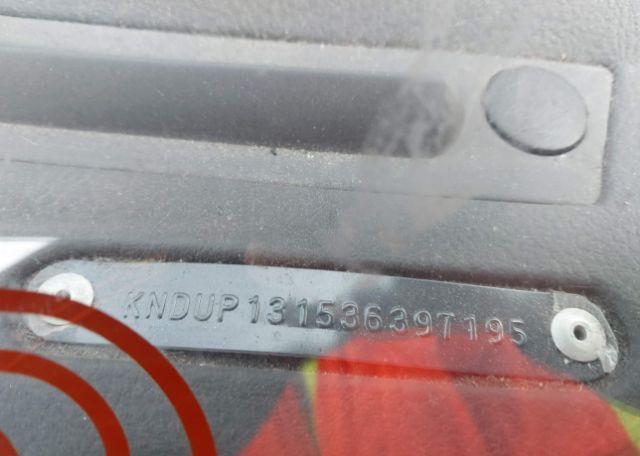 2003 KIA SEDONA EX