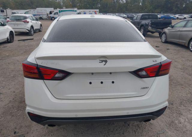 2021 NISSAN ALTIMA 2.5 SR