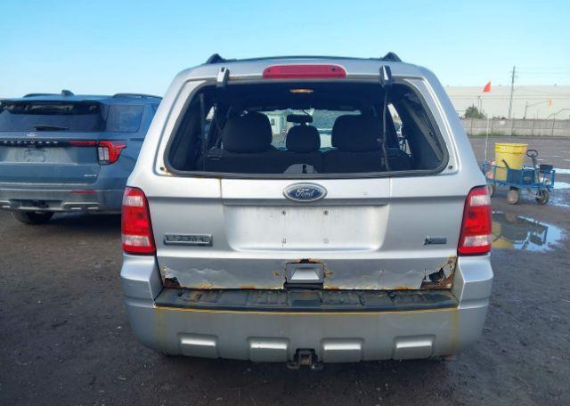 2010 FORD ESCAPE XLT AUTOMATIC