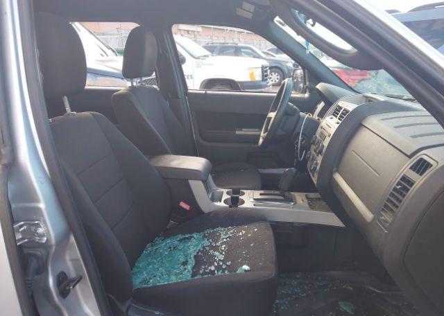 2010 FORD ESCAPE XLT AUTOMATIC