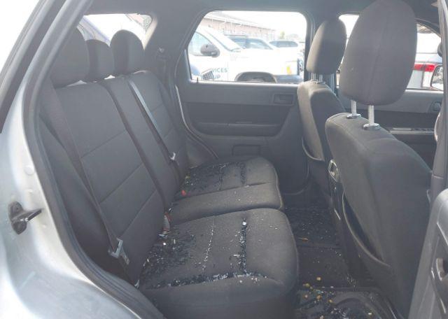 2010 FORD ESCAPE XLT AUTOMATIC