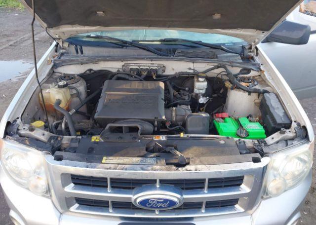 2010 FORD ESCAPE XLT AUTOMATIC