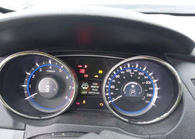 2013 HYUNDAI SONATA GL