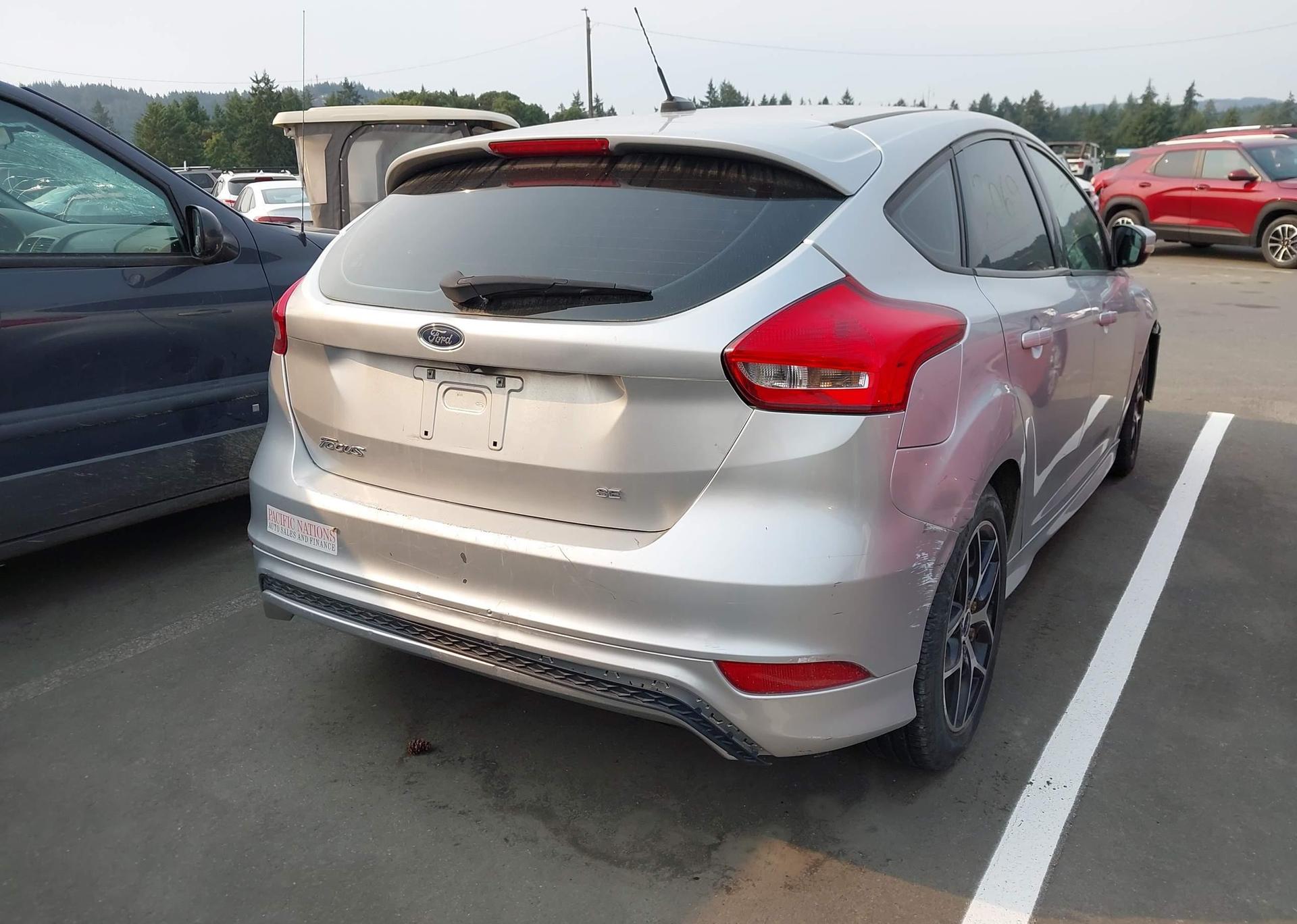 2017 FORD FOCUS SE