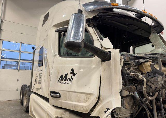 2023 PETERBILT 579